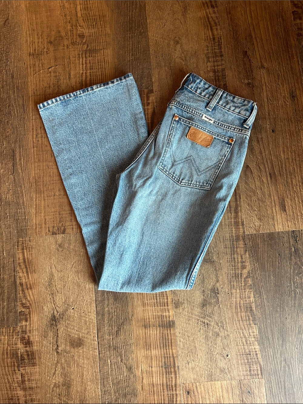 Wrangler wide leg bootcut jeans.